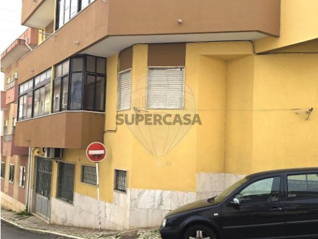 Apartamento T1 em Alverca do Ribatejo e Sobralinho