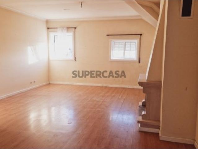 Apartamento T1 em Aradas