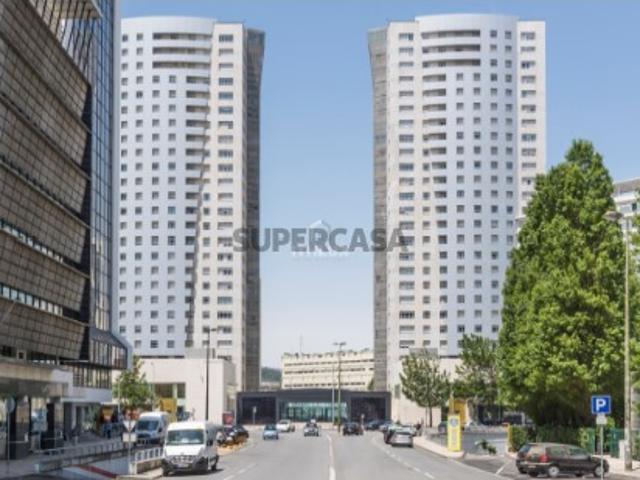 Apartamento T1 em Campolide