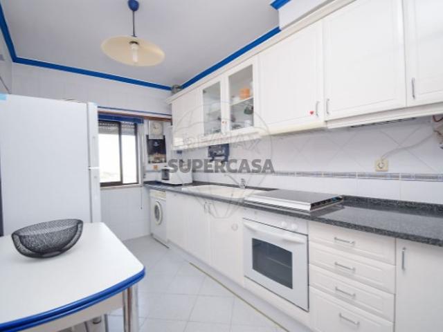 Apartamento T1 em Cacém e São Marcos