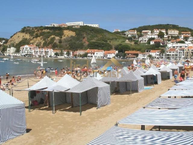 Apartamento T1 em cima da praia de S. Martinho do Porto