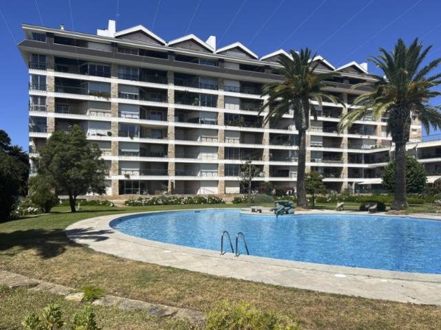 Apartamento T1 em condomínio de prestigio na melhor localização de Cascais