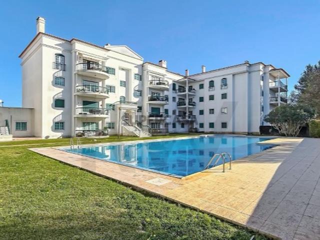 Apartamento T1 em condominio fechado em Cascais