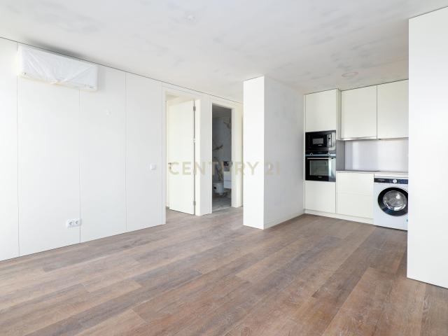 Apartamento T1 em Matosinhos Sul com Lugar de Garagem