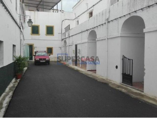 Apartamento T1 em Nossa Senhora da Expectação