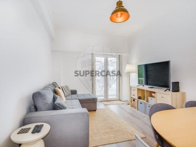 Apartamento T1 em Póvoa de Santa Iria e Forte da Casa
