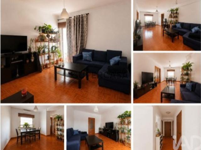 Apartamento T1 em Póvoa de Santa Iria e Forte da Casa de 70 m²