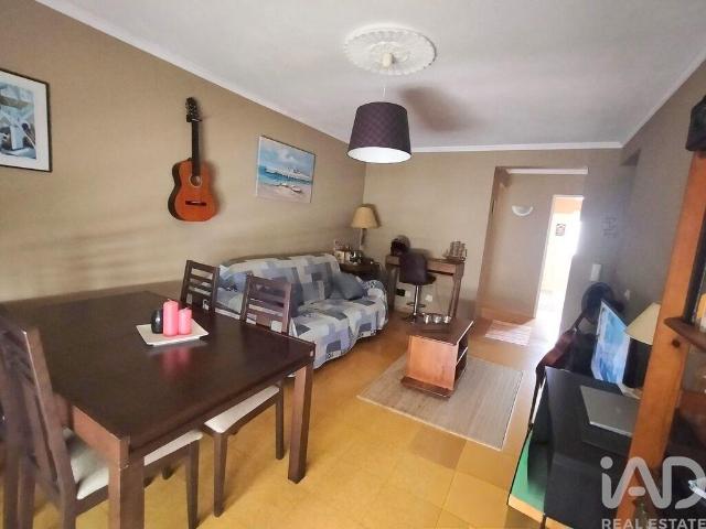 Apartamento T1 em Quelfes de 59 m²
