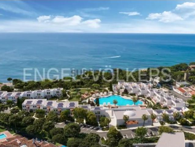 Apartamento T1 em Resort 1ª linha Mar com acesso direto à Praia