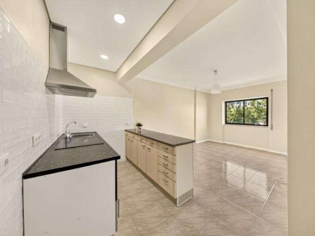 Apartamento T1 em Rio de Mouro, Sintra