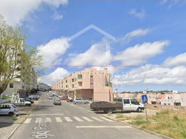 Apartamento T1 em Rio de Mouro, Sintra