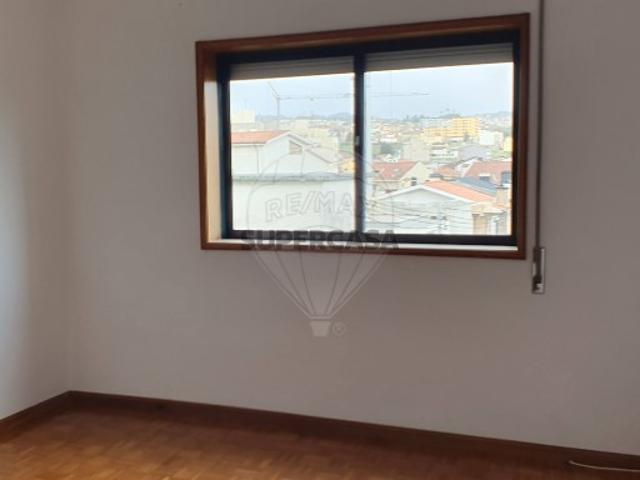 Apartamento T1 em Rio Tinto