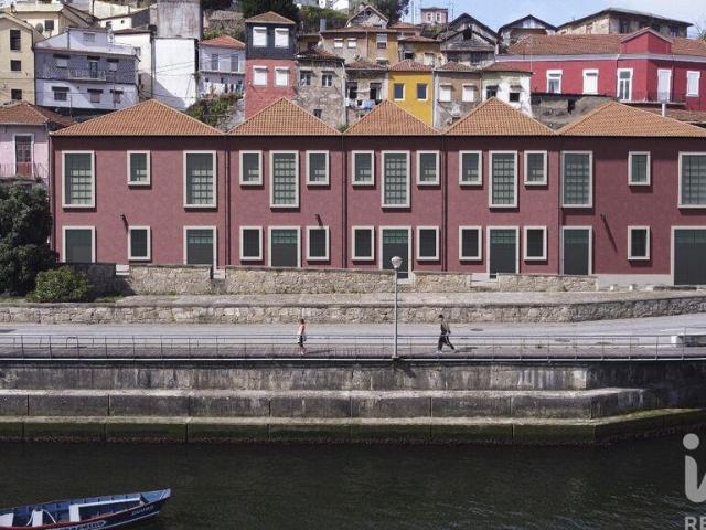 Apartamento T1 em Santa Marinha E São Pedro Da Afurada de 57,00 m²