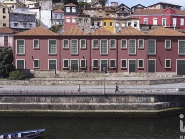 Apartamento T1 em Santa Marinha E São Pedro Da Afurada de 90,00 m²