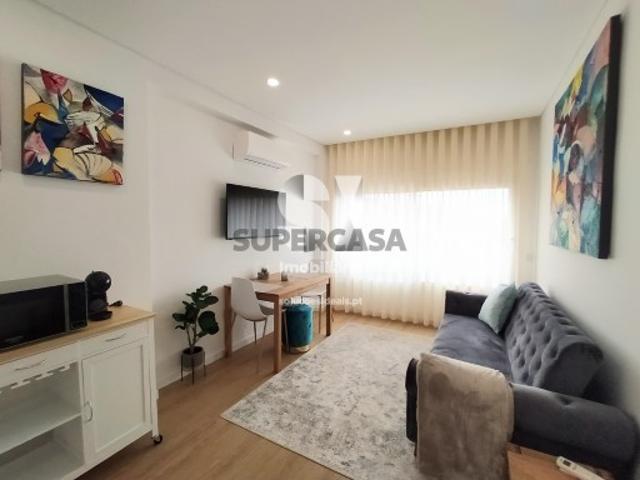 Apartamento T1 em Sé Nova, Santa Cruz, Almedina e São Bartolomeu