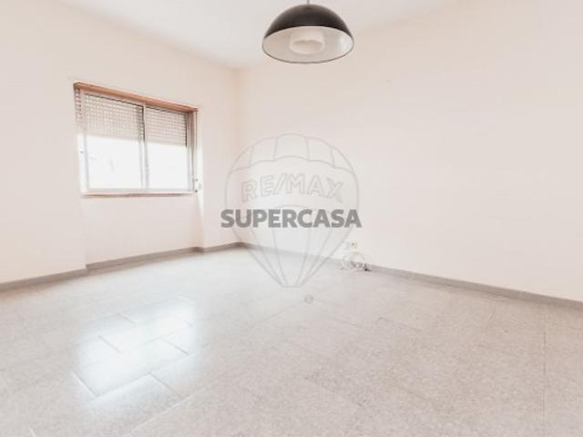 Apartamento T1 em Seixal