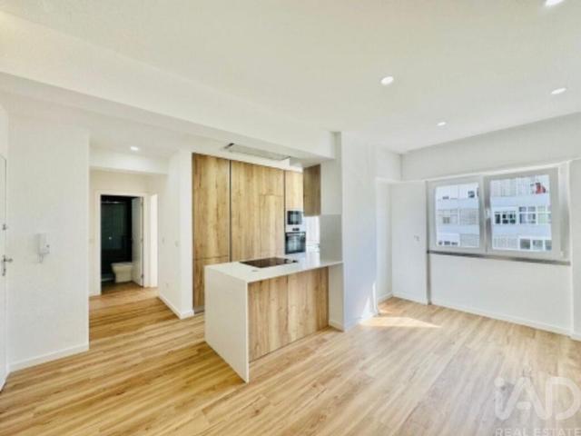 Apartamento T1 em Seixal, Arrentela e Aldeia de Paio Pires de 48 m²