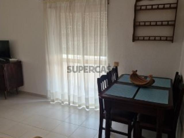 Apartamento T1 em Sesimbra Santiago
