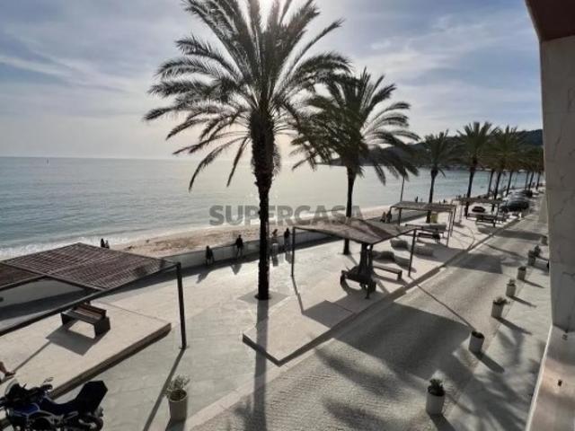 Apartamento T1 Frente à Praia