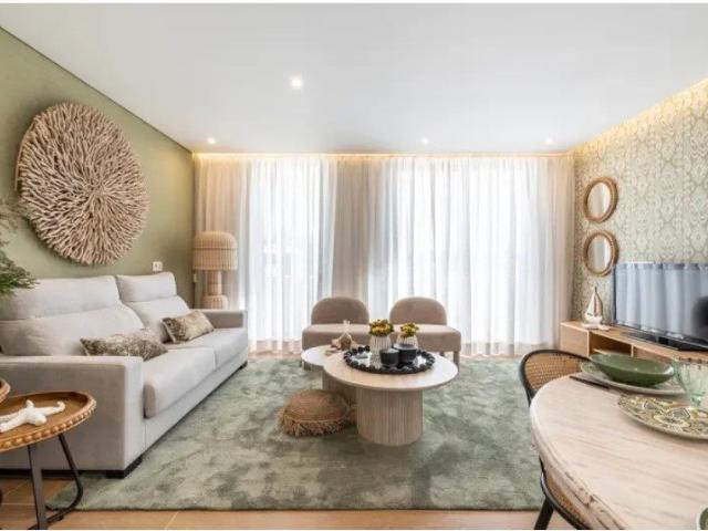 Apartamento T1 | Garagem | Ginásio | Condomínio Exclusivo Fr. 0m² São Martinho Do Porto