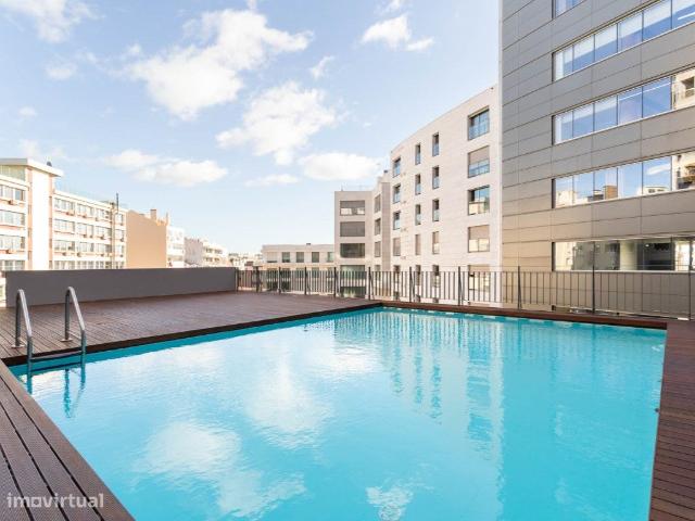 Apartamento, T1 garagem, Piscina comum, Amoreiras