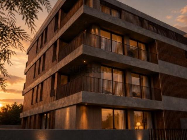 APARTAMENTO T1 GRIJÓ