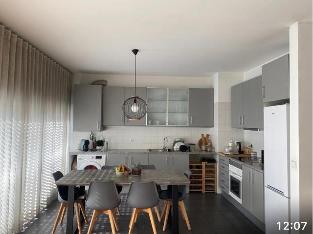Apartamento T1 | Guimarães | Universidade | Mobilado | Varanda | Garagem