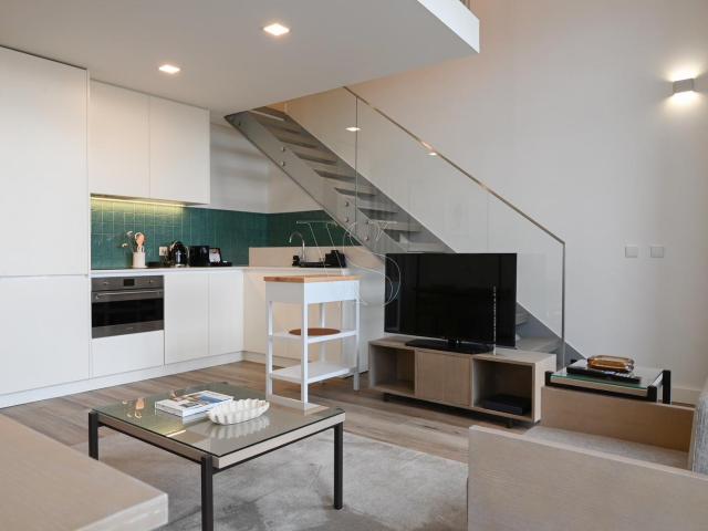 Apartamento T1 Junto à Ponte D. Luís I A 350mt da Estaçã. 83m² Cedofeita, Santo Ildefonso, Sé, Miragaia, São Nicolau e Vitória