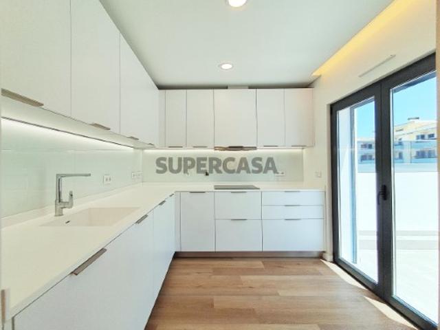 APARTAMENTO T1 | LUGAR ESTACIONAMENTO | TERRAÇO | PENTHOUSE