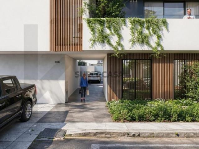 Apartamento T1, Mafamude, edifício RASA II