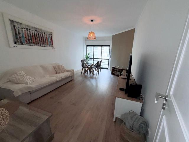 Apartamento T1 | Massamá 6ª Fase | Arrecadação | Boas áreas | Closet | 5 minutos da estação
