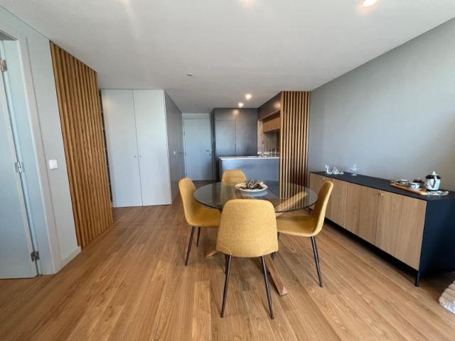 Apartamento T1 Mobilado com terraço no centro da cidade zona da Forca