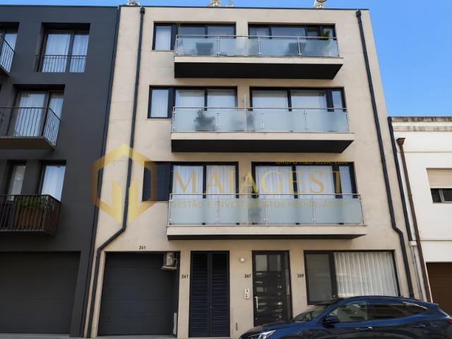 Apartamento T1 Mobilado e Equipado em Leça da Palmeira com Lugar de Garagem