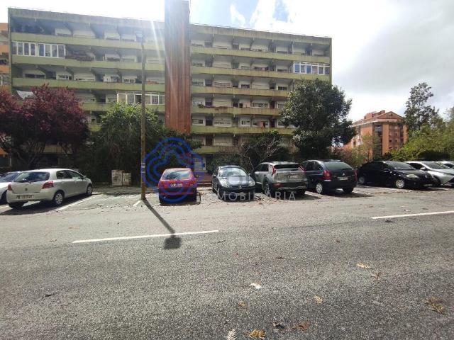 ? Apartamento T1 na Tapada das Mercês, Mem Martins 37m² Algueirão Mem Martins