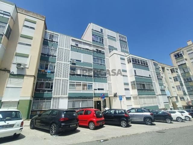 Apartamento T1 na Amadora Totalmente Remodelado