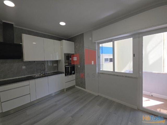 Apartamento T1 na Amadora | 26074097264