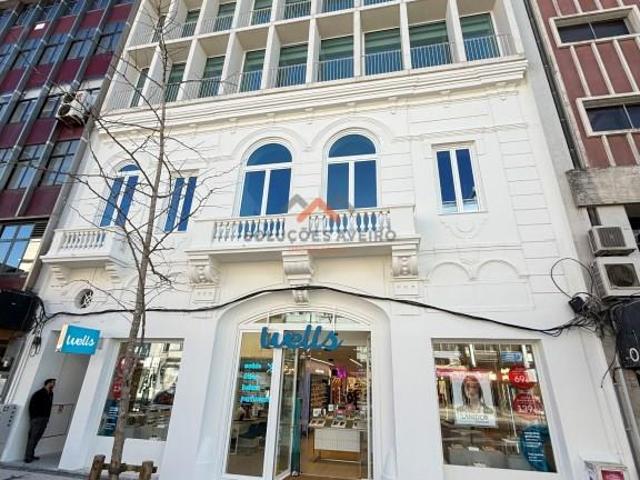 Apartamento T1 na Av. Lourenço Peixinho Aveiro 55m² Glória e Vera Cruz