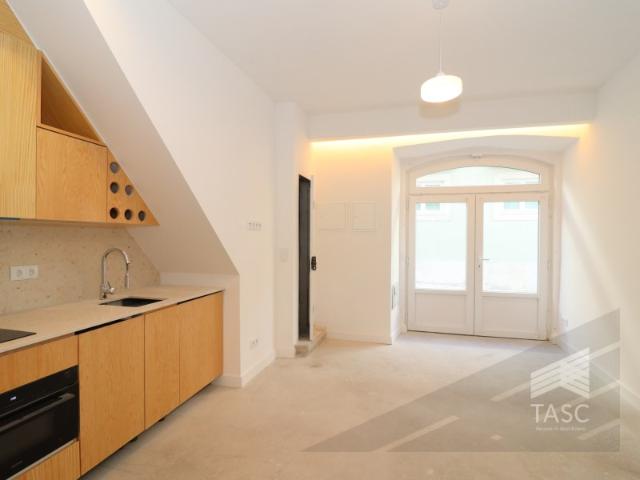 Apartamento T1 na rua do Paraíso