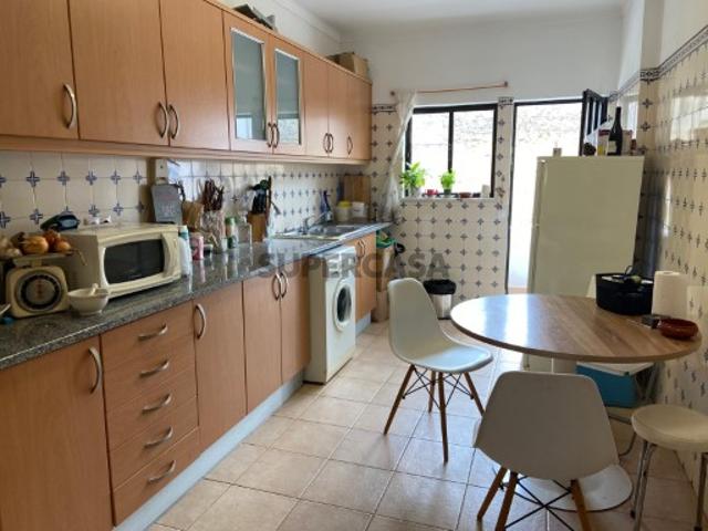 Apartamento T1 no último piso no centro histórico de Lagos