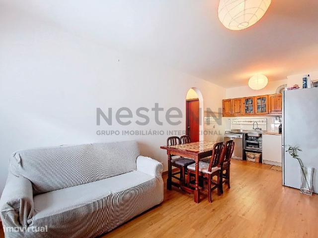 Apartamento T1 no centro da Lourinh