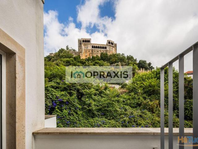 Apartamento T1 no Centro Histórico de Leiria | Vista para o Castelo | 26084098059