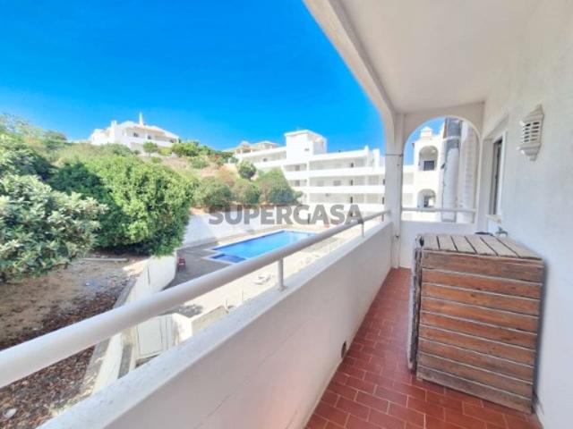 Apartamento T1 no Coração de Carvoeiro Piscina e a 2 min a pé da Praia