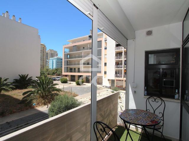 Apartamento T1 no coração de Armação de Pêra a poucos passos da praia!