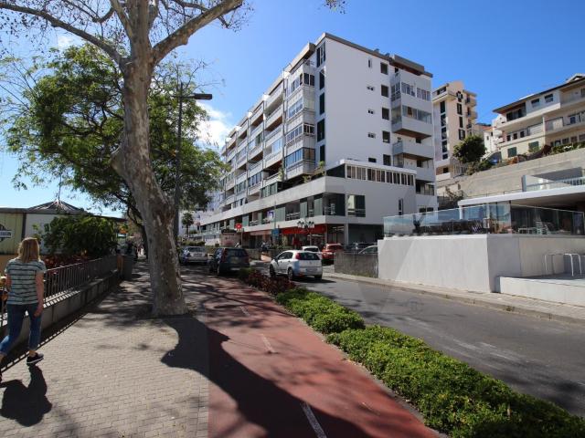 Apartamento T1 no Edificio Lidosol, Zona do Lido