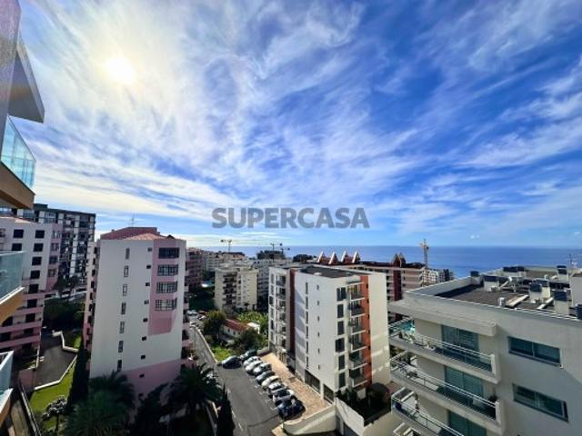 Apartamento T1 novo mobilado no edifício Alameda Formosa IV
