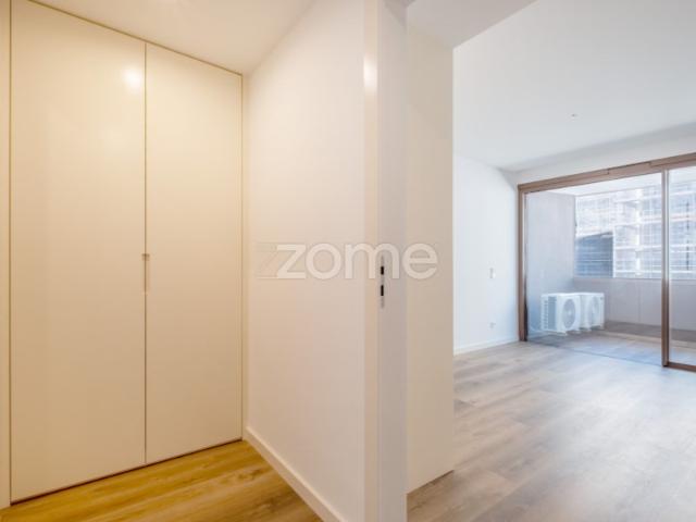 Apartamento T1 novo com varanda e lug. garagem Douro Nobilis, Gaia