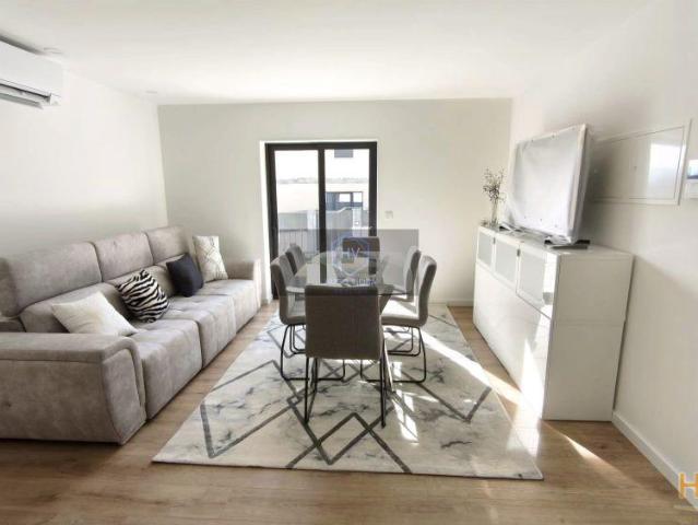 Apartamento T1 NOVO com vistas deslumbrantes em Travassos | 26074074527