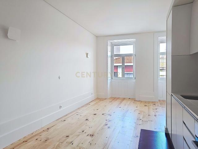 Apartamento T1 Novo – Rua do Bonjardim, Porto
