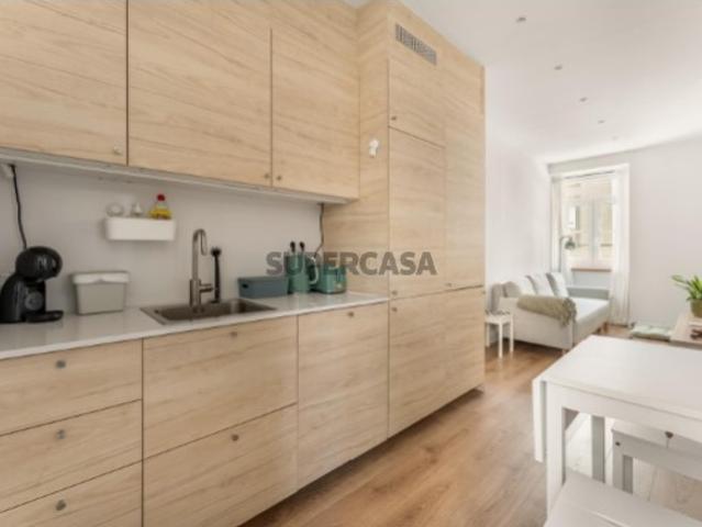 Apartamento T1 novo, Santa Isabel, Lisboa