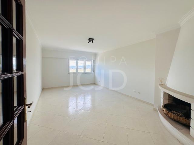 Apartamento T1 para Arrendamento | Vista Mar | São Marcos, Sintra